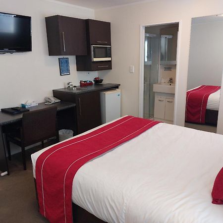 At Eden Park Motel Окленд Экстерьер фото