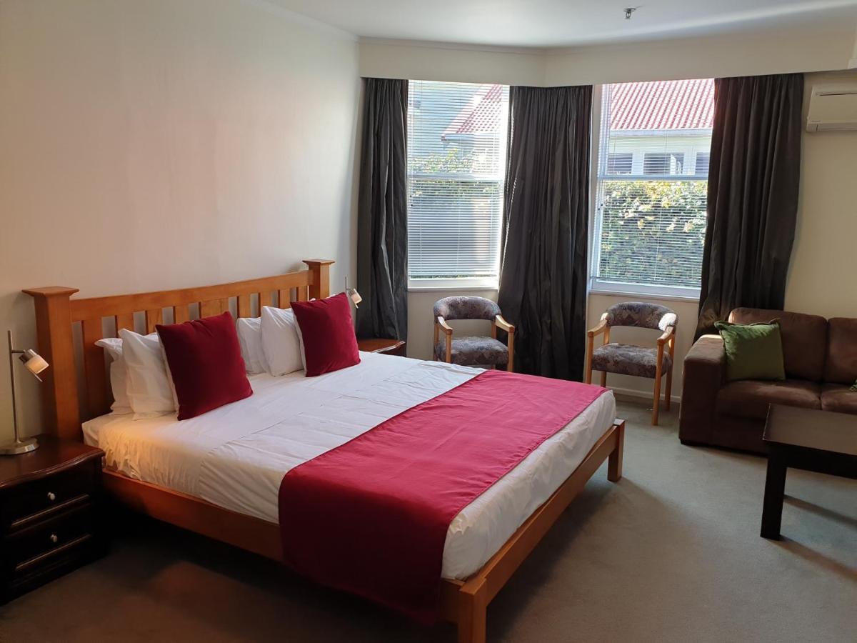 At Eden Park Motel Окленд Экстерьер фото