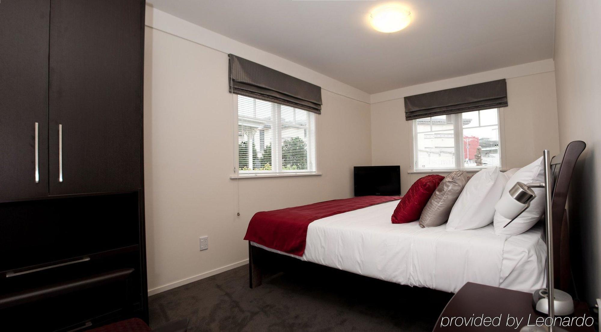At Eden Park Motel Окленд Экстерьер фото