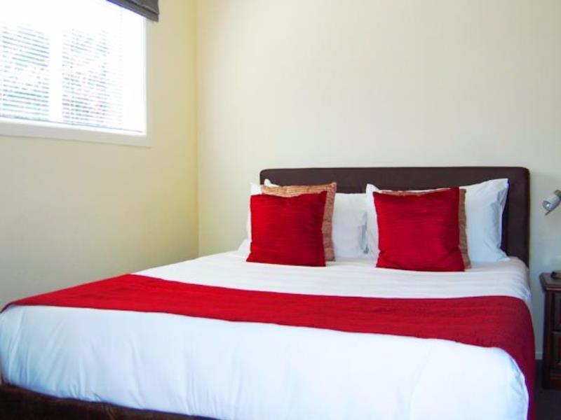At Eden Park Motel Окленд Экстерьер фото