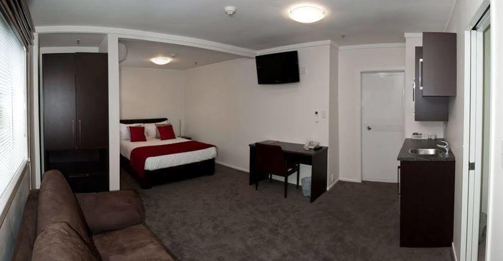 At Eden Park Motel Окленд Экстерьер фото