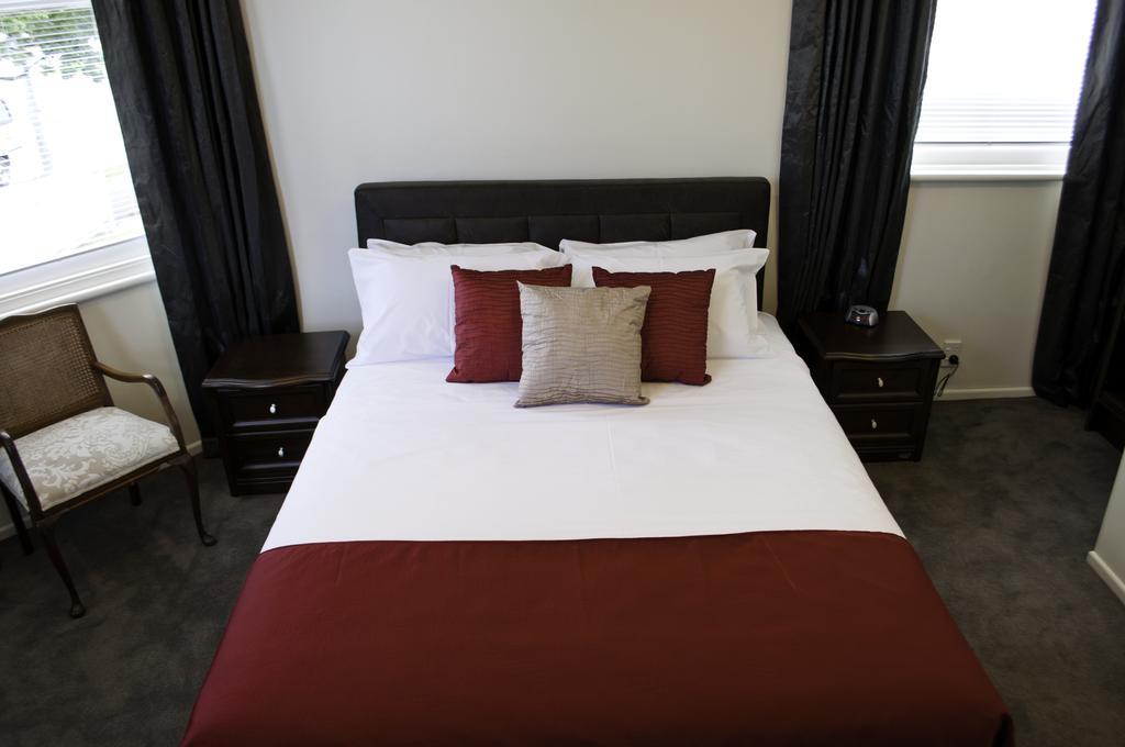 At Eden Park Motel Окленд Экстерьер фото